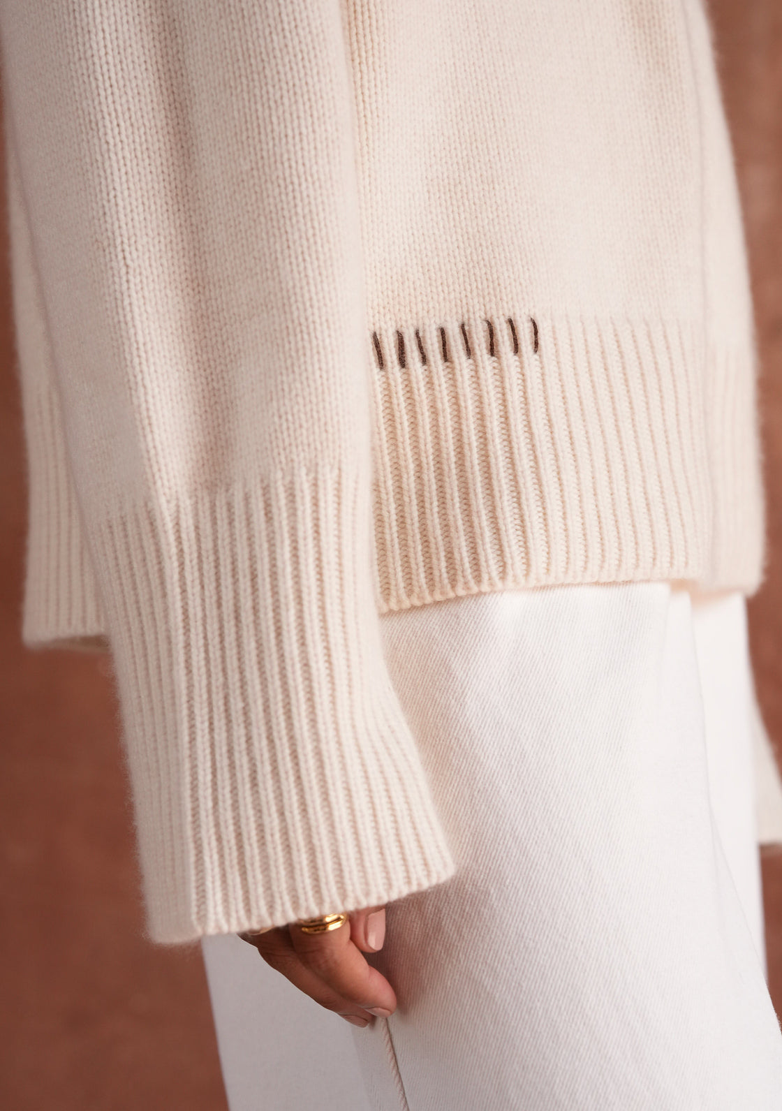 CEDAR CASHMERE SWEATER - IVORY