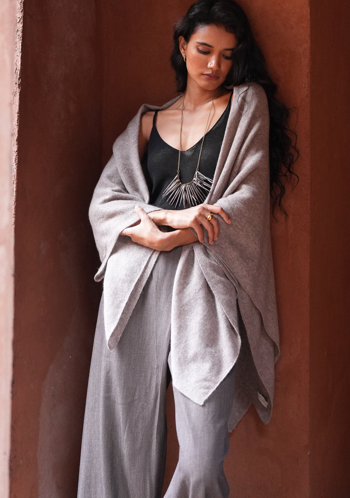 LARGE CASHMERE SHAWL